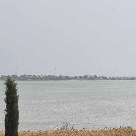 Salt Centre *